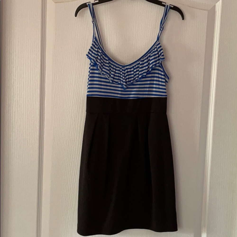 21 Spaghetti Strap Ruffled Top Dress Size Medium